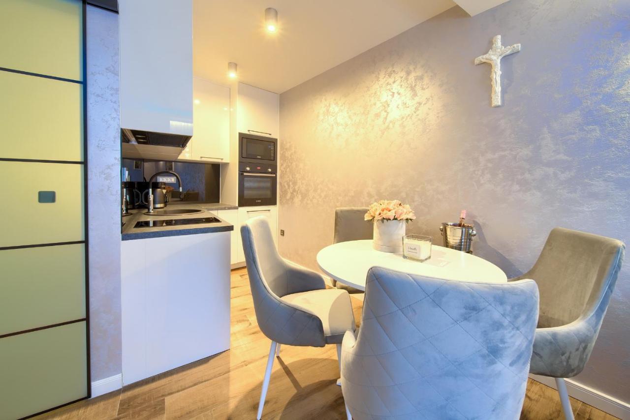 Luxury Jf Apartmán Rab Town